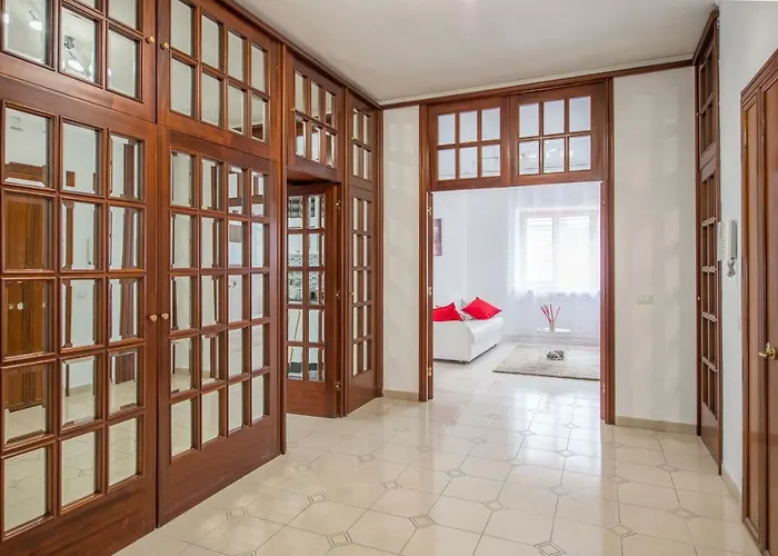 Aranci 99 House